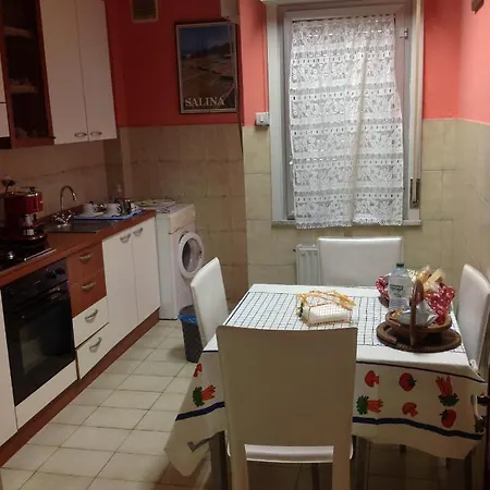 La Casa Del Nonno Panzió 3*